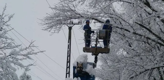 O comună din Gorj, fără curent de zile bune