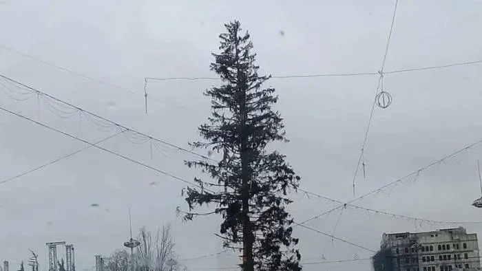 Singurul oraș din Gorj care nu a împodobit bradul de Crăciun