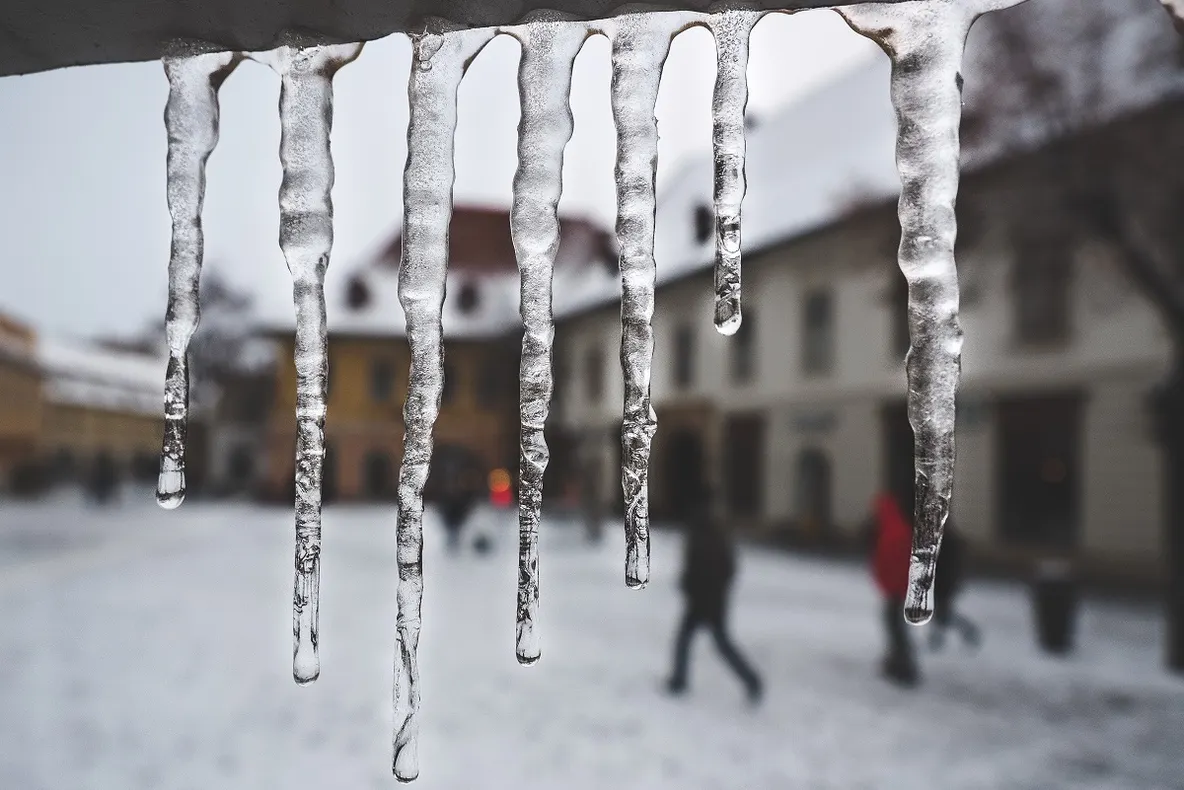 Ger intens în Gorj: Unde a fost înregistrată cea mai mică temperatură din acest an