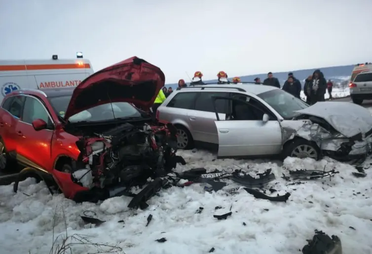 Mini-vacanță grea pentru salvatorii gorjeni