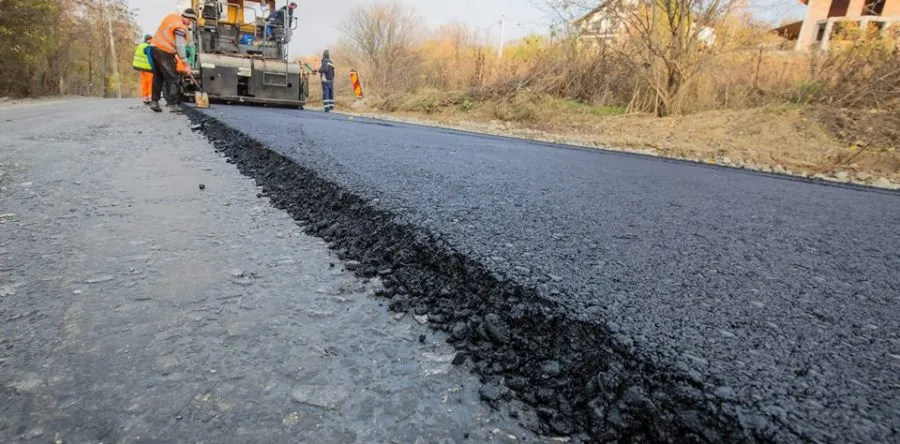 Se reabilitează încă un drum din Gorj: Vor fi amenajate aproape 2.500 de podețe