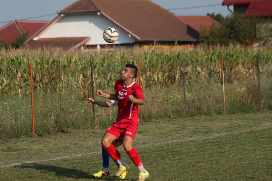 Cu cine se bat gorjenii pentru un loc în Liga a III-a