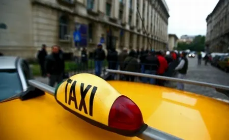 Un taximetrist a tâlhărit un client la Târgu Jiu