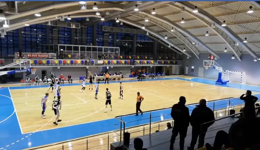 Baschetbaliștii gorjeni s-au calificat în play-off!