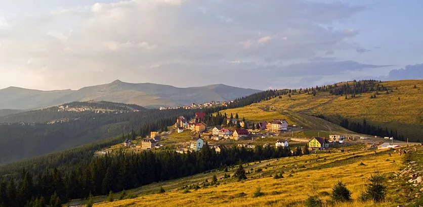 De ce nu reușește Gorjul să atragă turiști străini?