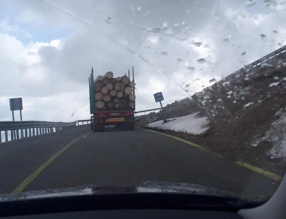 De ce se amână deschiderea Transalpinei? Cabanierii din Rânca vor demisii