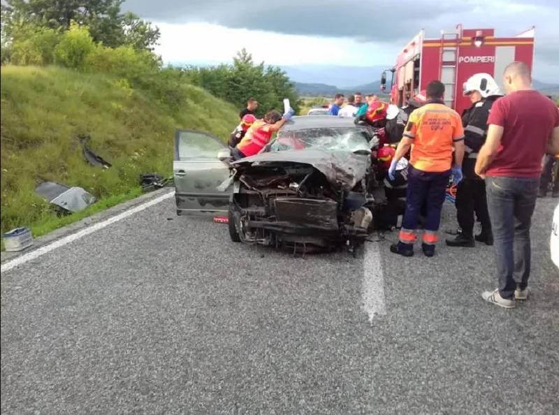Două accidente de circulație grave în Gorj