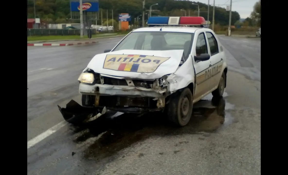 Accident la Motru: Doi bărbați au fost răniți