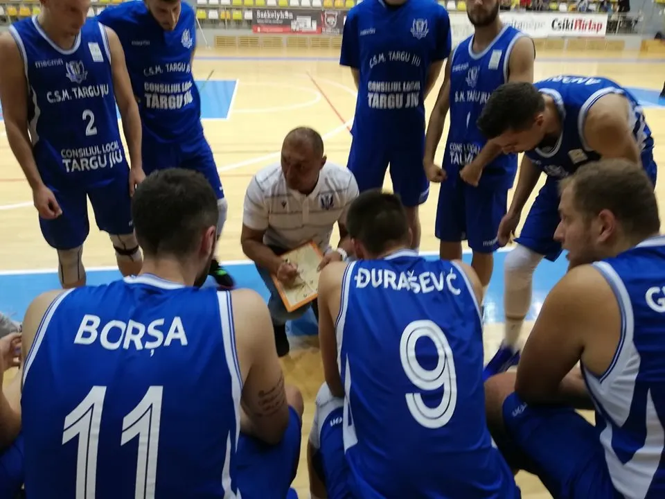 Baschetul trăiește din nou la Târgu Jiu. CSM a câștigat la Miercurea Ciuc