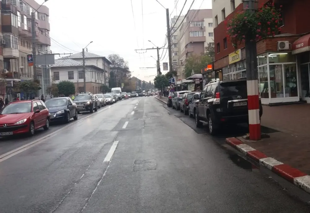 Primăria Târgu Jiu, amendată de polițiști pentru că a amenajat locuri de parcare