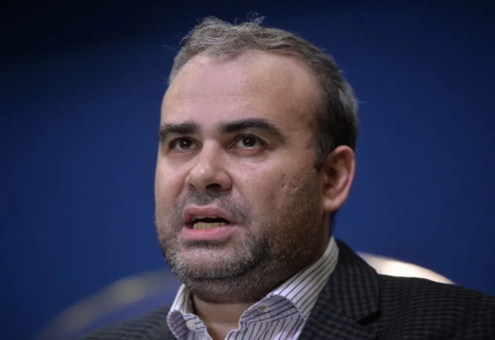 Fostul ministru Darius Vâlcov, achitat în dosarul de la Tribunalul Gorj