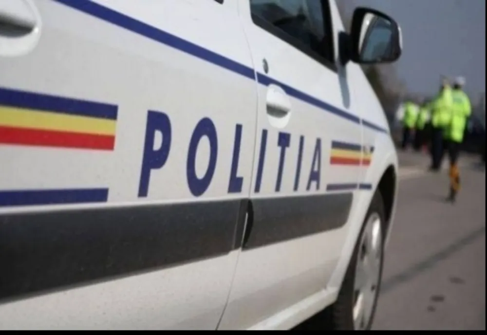 Gorj: A murit electrocutat, în timp ce încerca să coboare un banner electoral