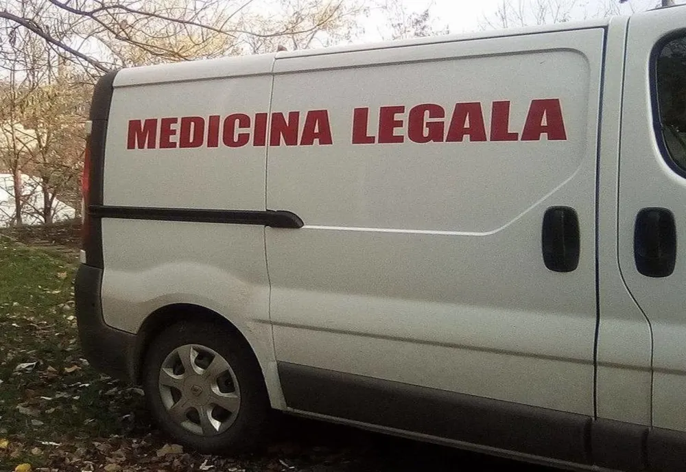 Sinucidere la Biblioteca Judeţeană Târgu Jiu. Directorul instituţiei, găsit spânzurat, în biroul său