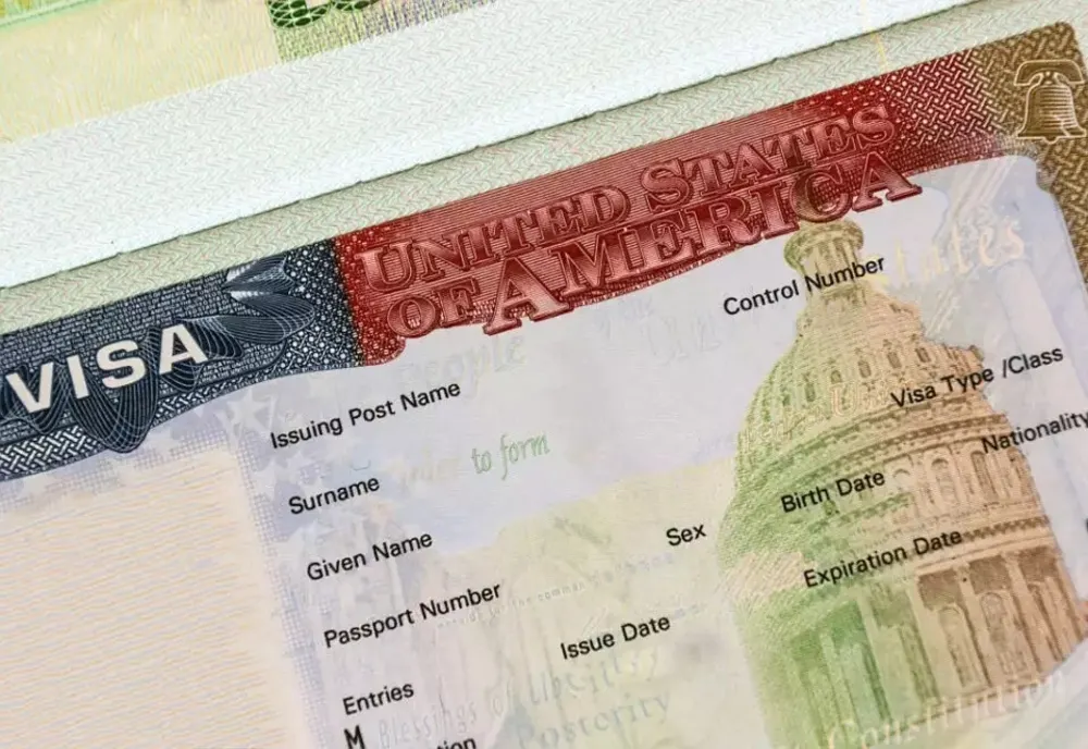 VISA WAIVER SUSPENDAT: PRECIZĂRI ALE MAE DESPRE CONDIȚIILE DE CĂLĂTORIE ÎN SUA