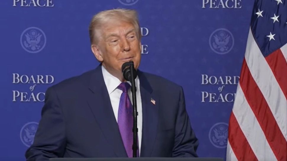 Schimb de focuri între SUA și Iran în Ormuz. Trump susține că atacurile iraniene au fost respinse