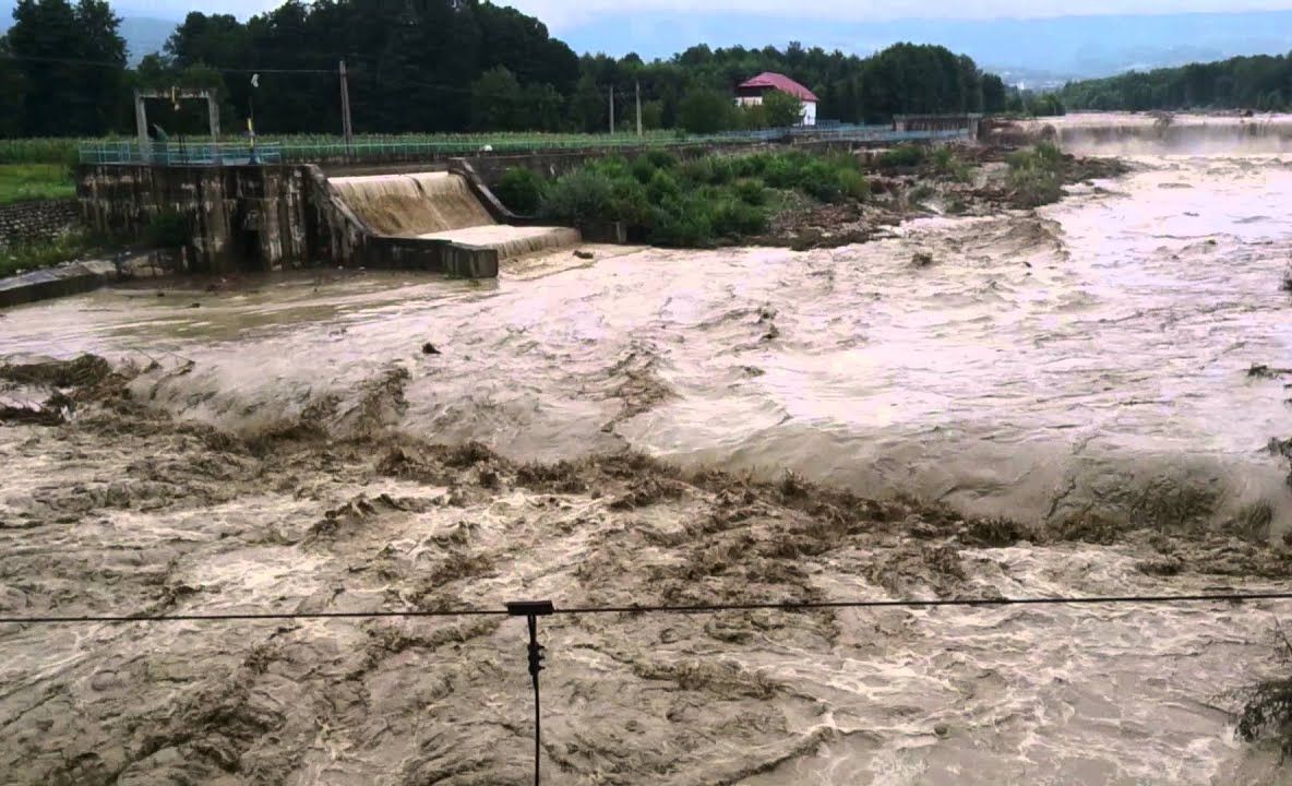 Alertă de inundații în Gorj: Pericol pe Gilort și Olteț!