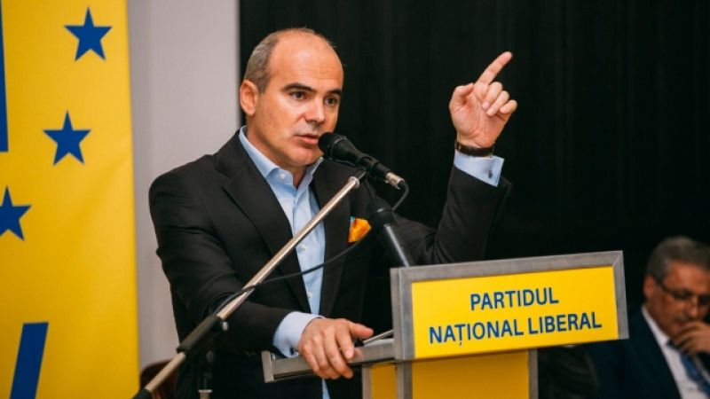 Rareș Bogdan vine marți în Gorj
