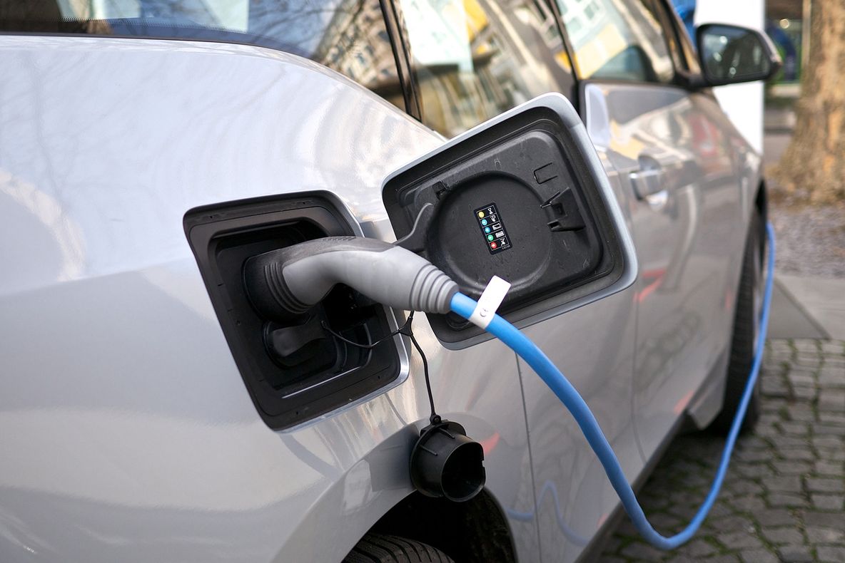 Primele două comune din Gorj care au stații de alimentare pentru mașinile electrice