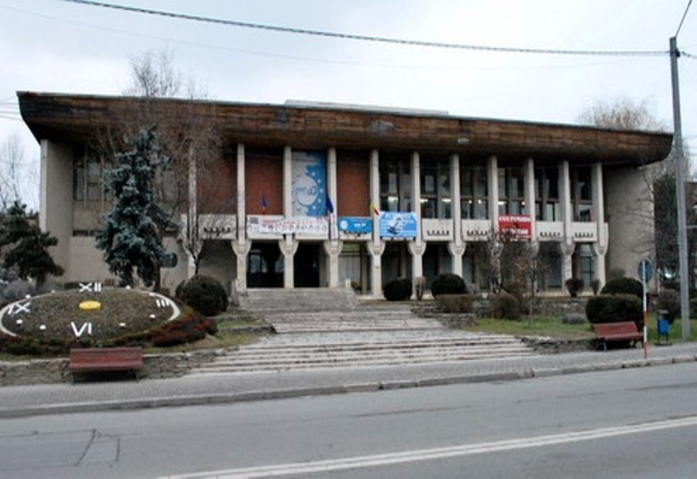 6 milioane de euro pentru Casa de Cultură și ștrandul din Târgu Jiu