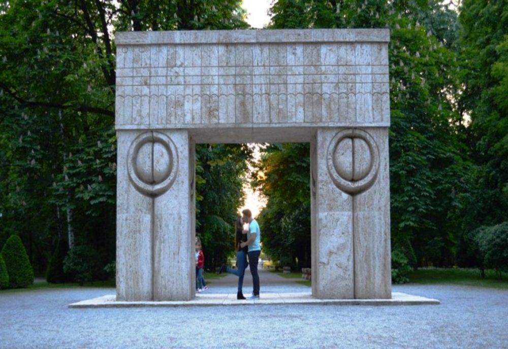 Un divorț la patru căsătorii, în Gorj