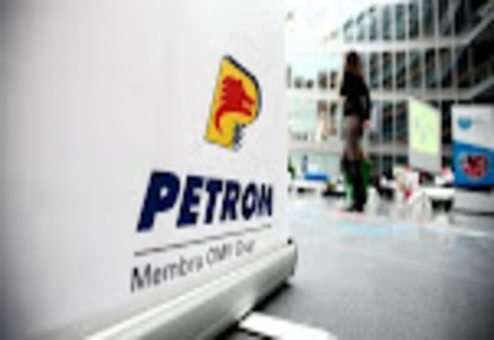 Culisele Statului Paralel: Războiul pentru OMV Petrom, rușii și ungurii în prim-plan. Care e miza pentru România