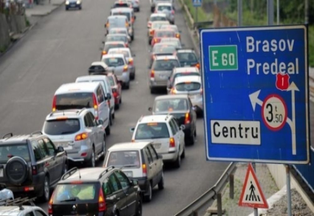 Trafic intens astăzi pe DN 1 Ploiești- Brașov și DN 7 Râmnicu Vâlcea-Sibiu