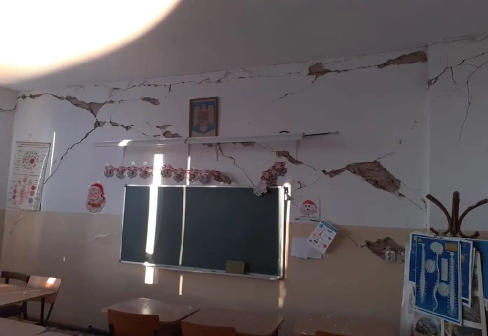 Șase școli din județul Gorj au rămas închise, iar elevii au fost relocați, în urma cutremurelor din zonă
