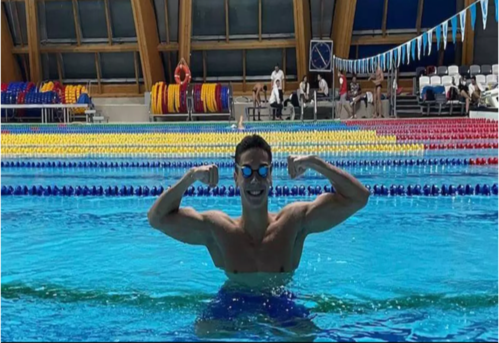 David Popovici s-a calificat în semifinalele probei de 200 m liber la Campionatul Mondial din Japonia