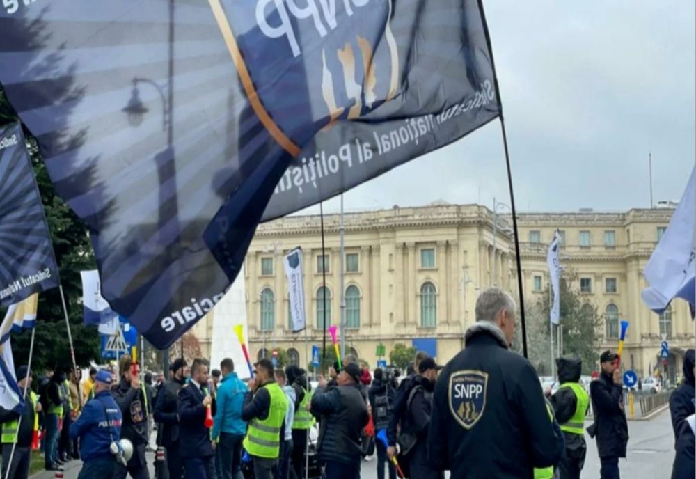 Protest de amploare. Polițiștii au ieșit din nou în stradă