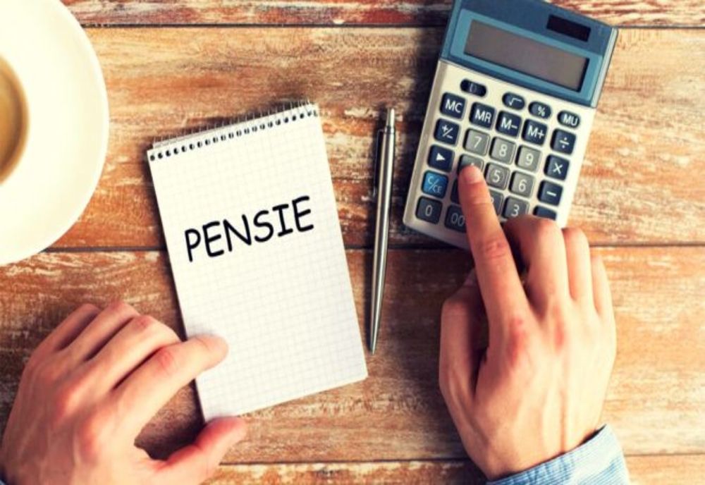 Pensionarii nemulțumiți de noua lege a pensiilor ies în stradă. Joi, protest de amploare în fața Guvernului