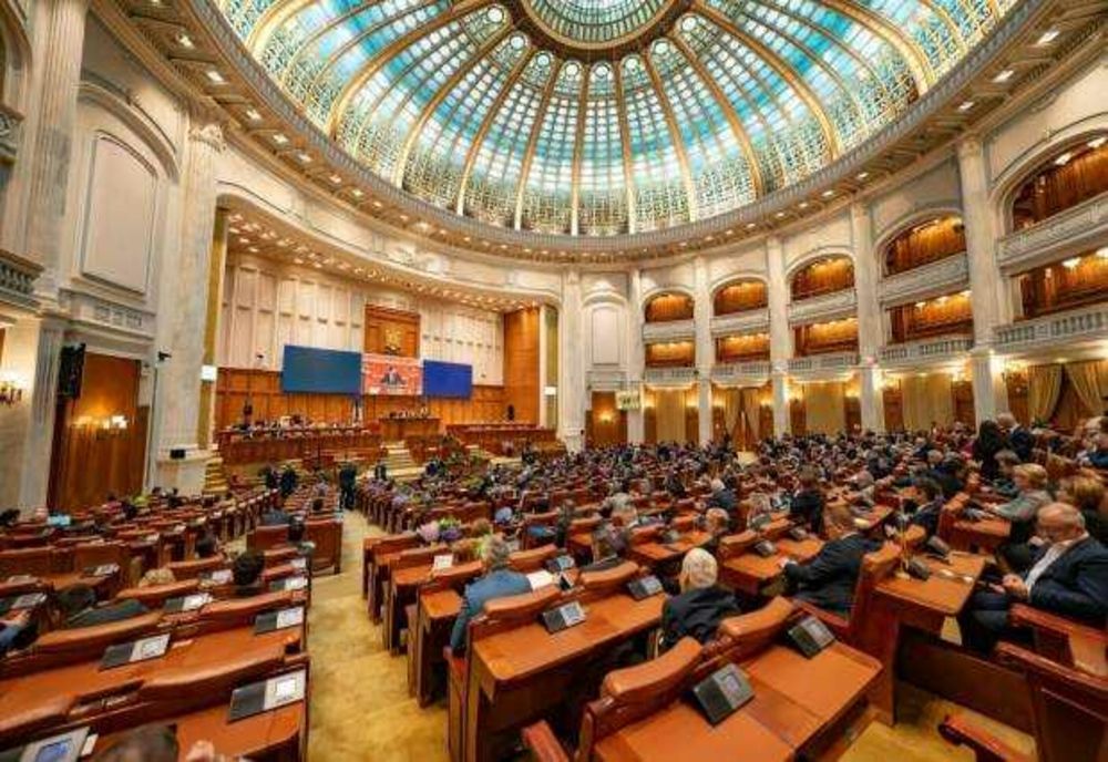 3 moțiuni simple ale opoziției, pe agenda de luni a Senatului