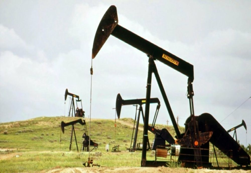 INS: Producţia de ţiţei a României a scăzut cu 7,7%, în primele zece luni ale anului