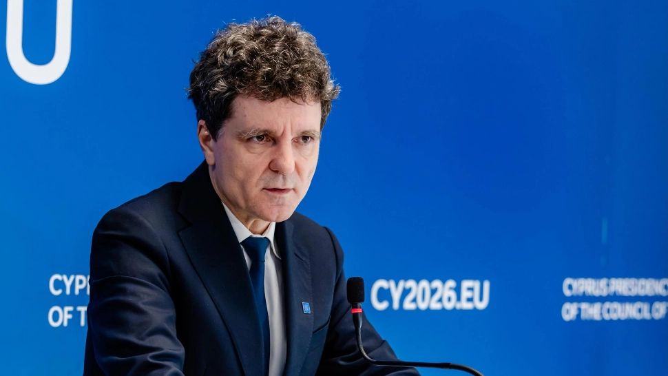 Nicușor Dan reacționează în scandalul legii ONG-urilor și cere dezbateri cu societatea civilă