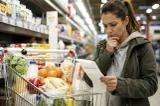 Un nou val de scumpiri la alimente, din această toamnă. Seceta și costurile mari la energie pun presiune pe prețurile de la raft