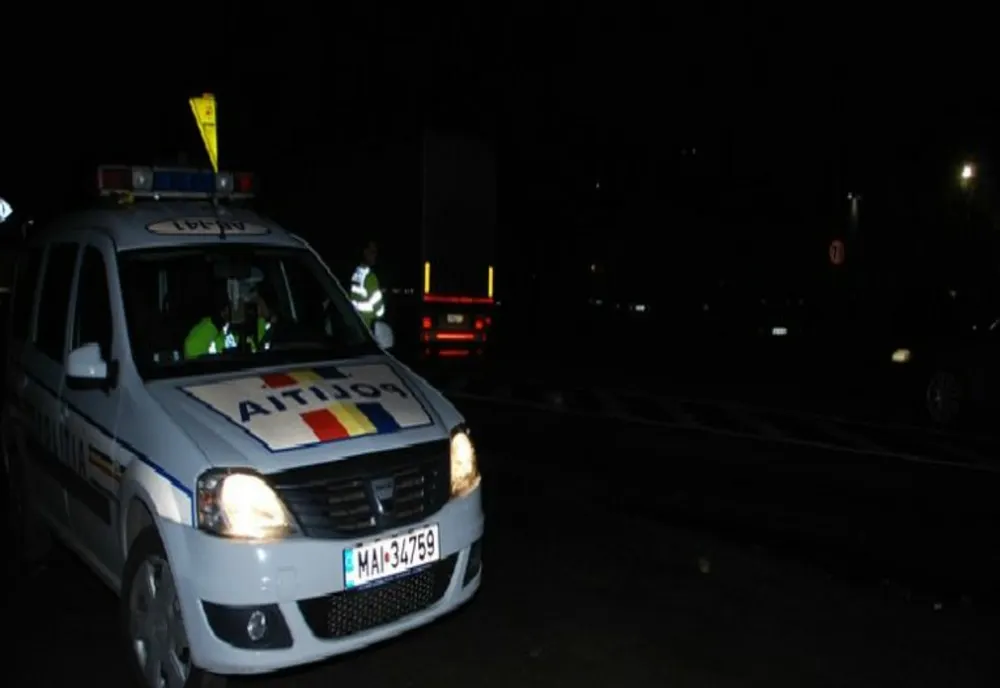 Gorj: Amenzi după o petrecere transmisă pe net, la Scoarţa