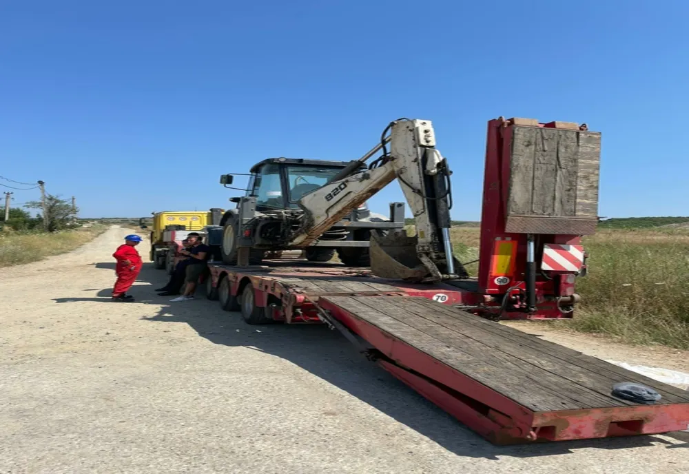 Un bărbat din Gorj a murit, într-o comună din Dolj, strivit de o rampă
