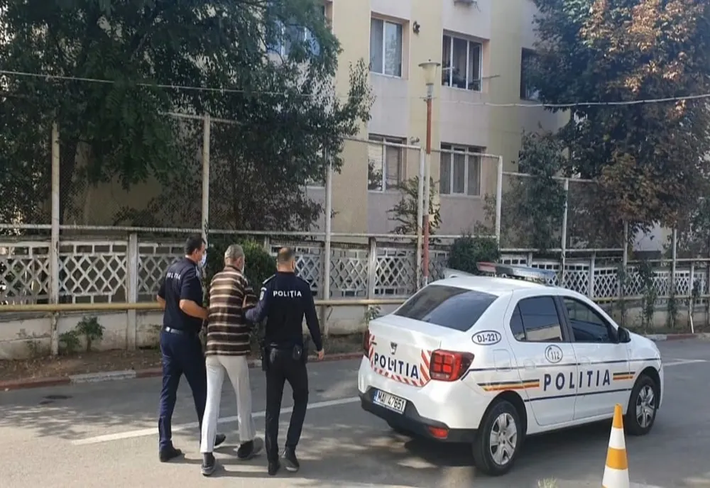 Şi-a bătut şi tâlhărit fosta concubină. Un bărbat din Gorj a fost reţinut