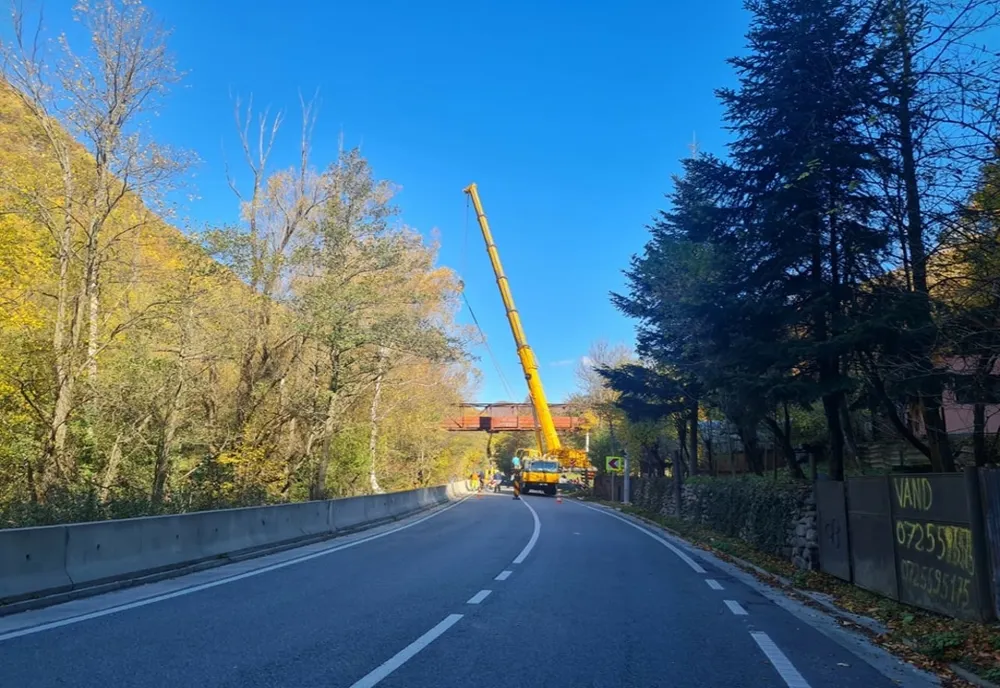 Nu se circulă pe Defileul Jiului. Rute de ocolire