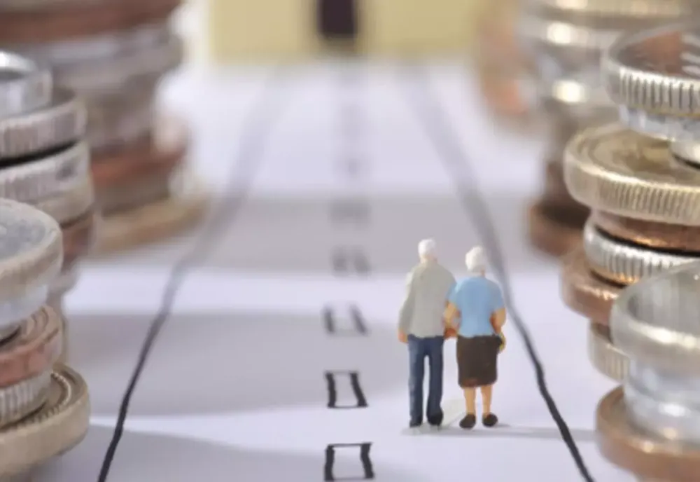 PRIMA LUNĂ DIN 2025, UN COȘMAR: PENSIILE ROMÂNILOR AR PUTEA ÎNTÂRZIA PÂNĂ LA 10 ZILE