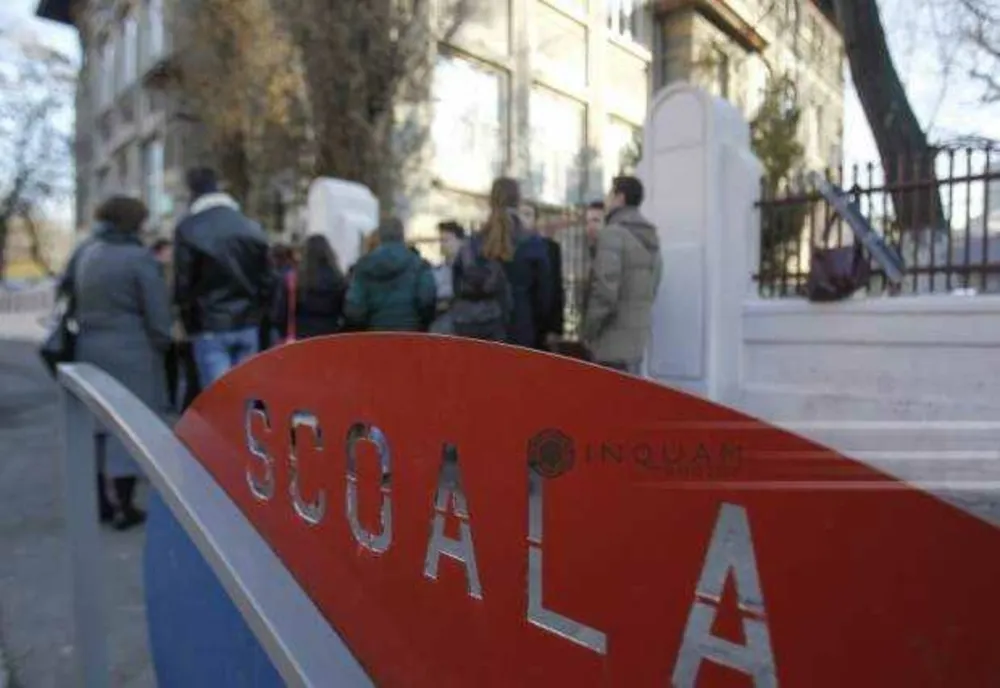 PESTE 23.000 DE ELEVI DIN ROMÂNIA RENUNȚĂ LA ȘCOALĂ ANUAL