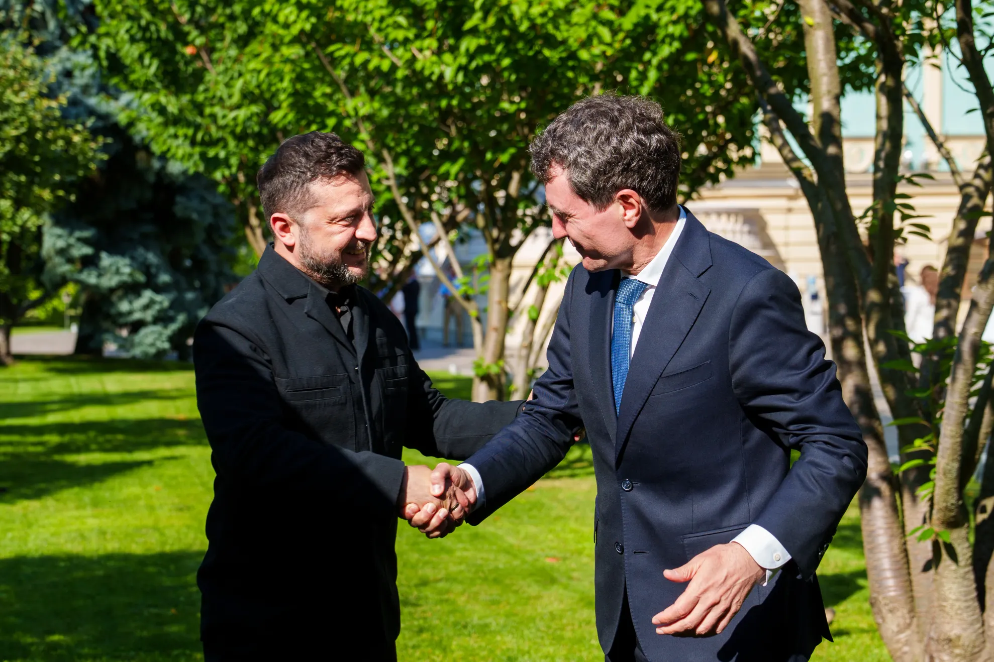Nicușor Dan, Volodimir Zelenski