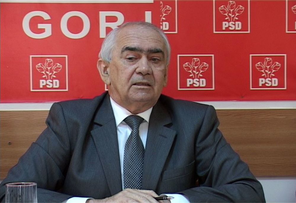 Senator PSD de Gorj: ”Iohannis fuge ca un laș”