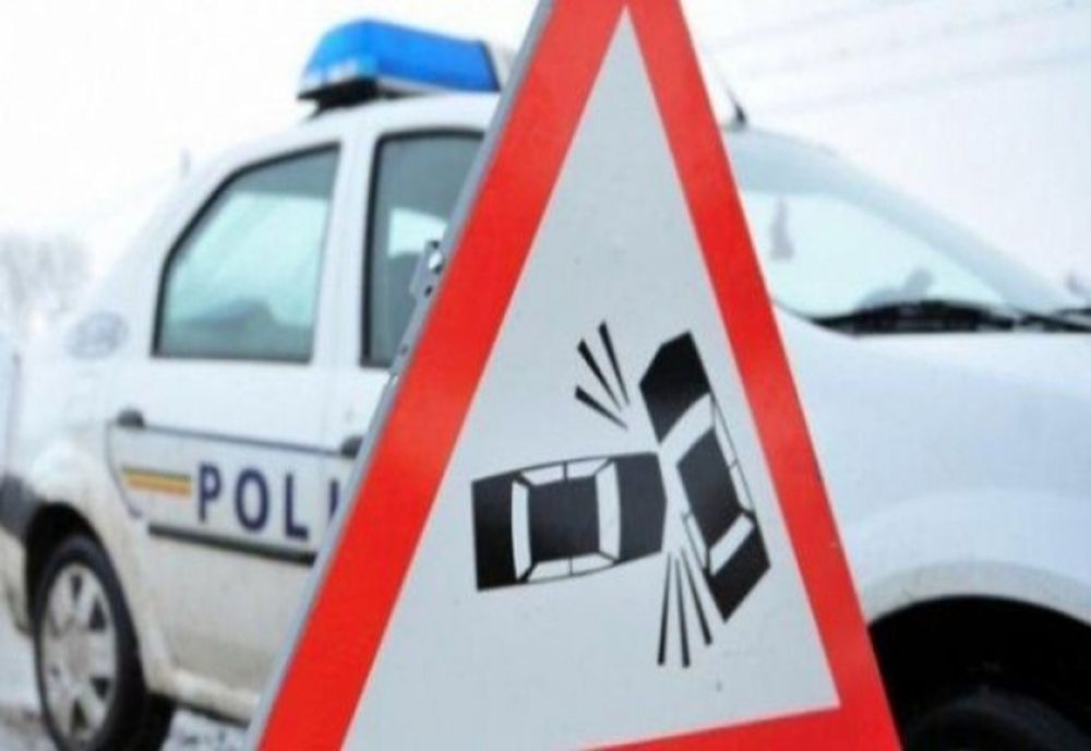Accident rutier provocat de un șofer de 90 de ani, la Târgu Jiu