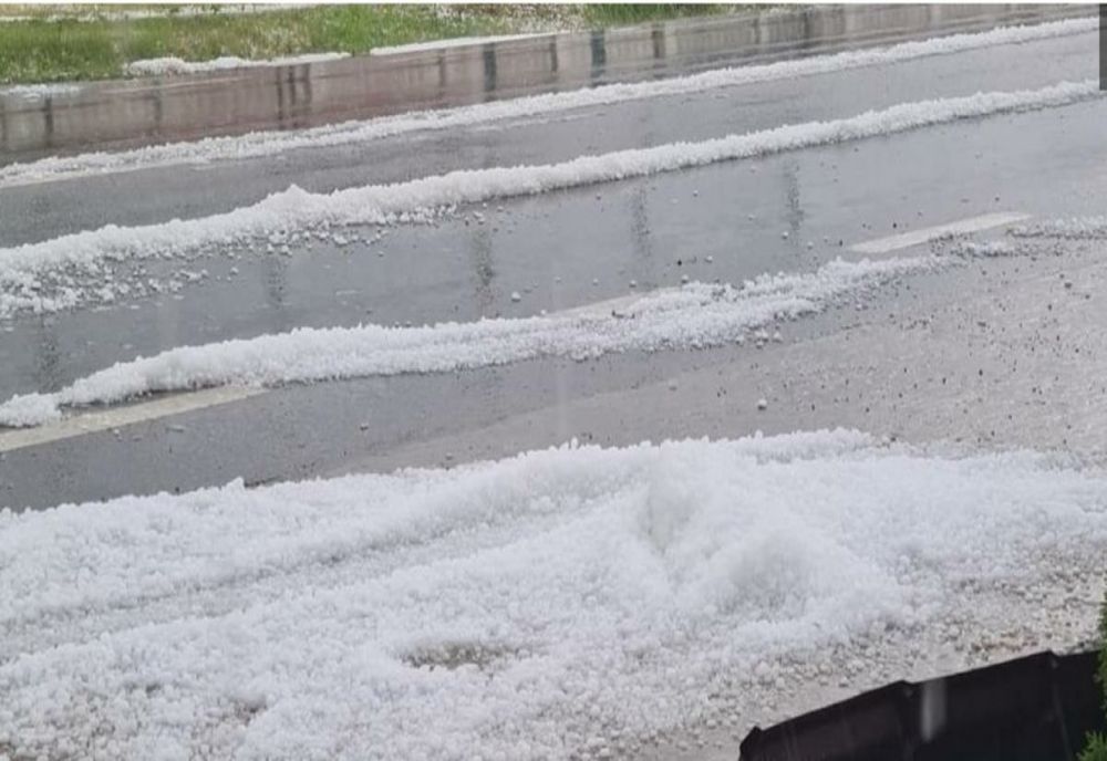 VIDEO | Gorj: A plouat cu grindină la Plopşoru