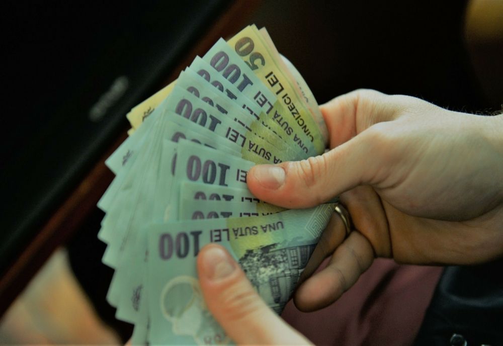 Ajutorul social pentru încă șase luni de la data angajării. Cine poate beneficia de acest lucru