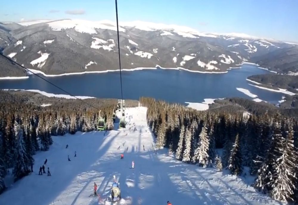 Instalațiile de zăpadă oprite în ajun de Crăciun pe domeniul Transalpina