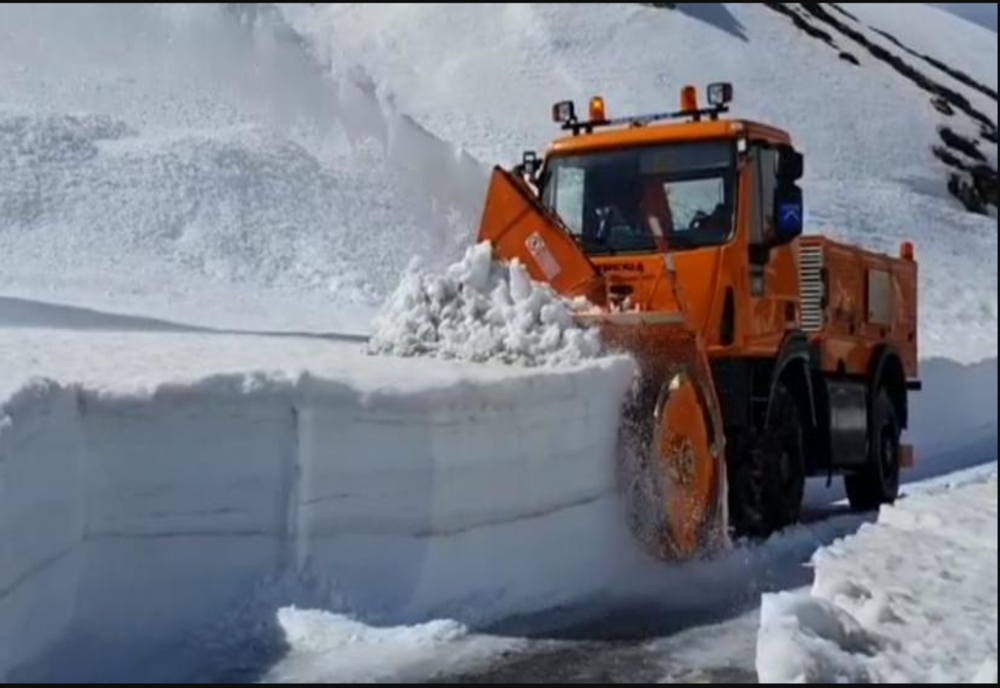 Atenționări de vreme severă în orele ce urmează. Zone aflate sub incidența codului portocaliu