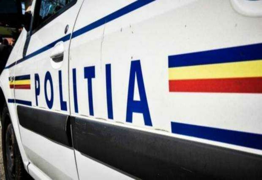 Tânăr mort după impactul cu un cap de pod la Drăgotești