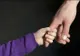 Numărul adopțiilor scade dramatic în Gorj. Doar 4 copii pot fi înfiați
