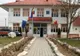 Primărie din Gorj, amendată pentru concedierea însoțitorilor persoanelor cu handicap